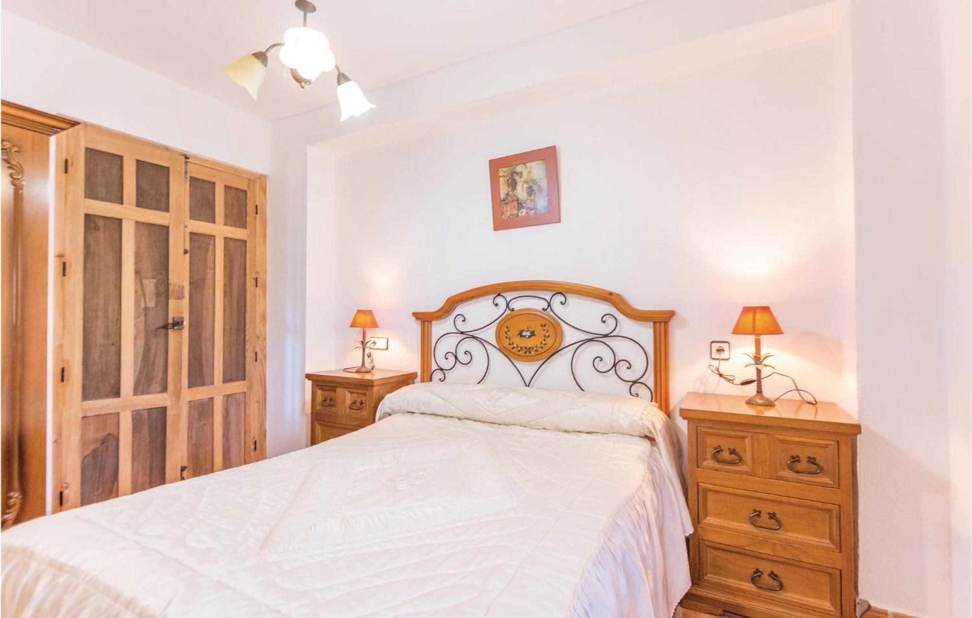 8 Bedroom Lovely Home In Iznajar Exterior photo