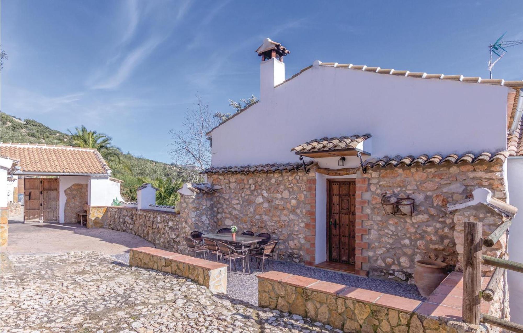 8 Bedroom Lovely Home In Iznajar Exterior photo